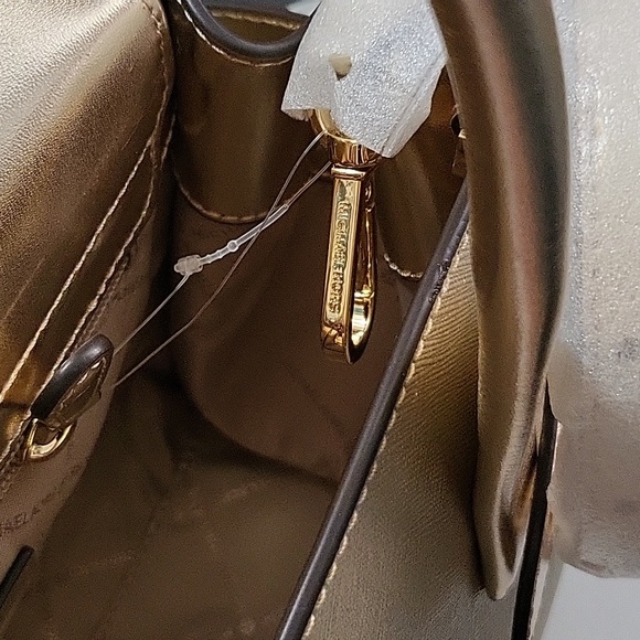 NWT MICHAEL KORS PALE GOLD CARMEN SATCHEL - Picture 9 of 14